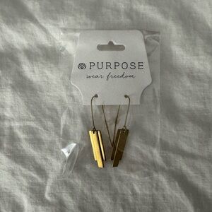 NWT Handmade gold earrings